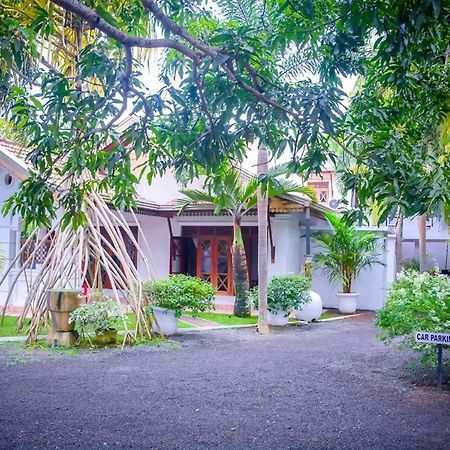 Tamarind Moon Hostel Dikwella Kültér fotó